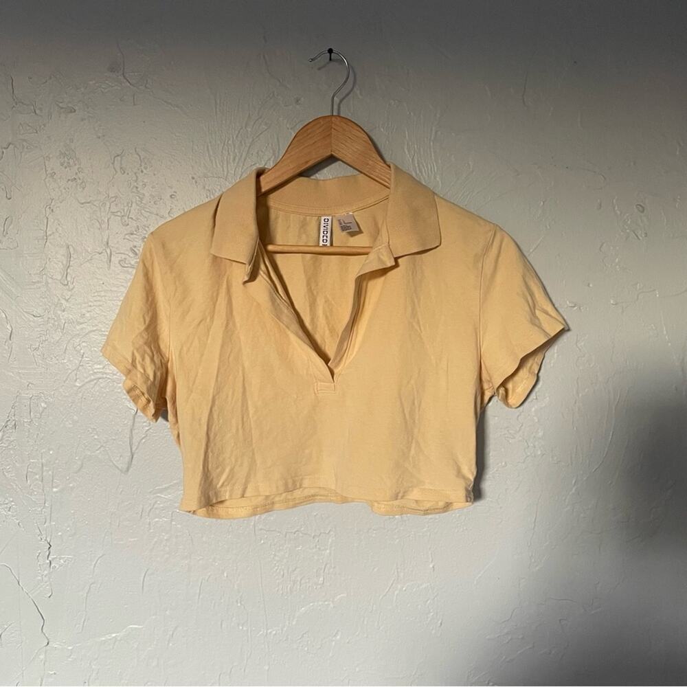 Butter Yellow Cropped Preppy Polo Shirt size Large